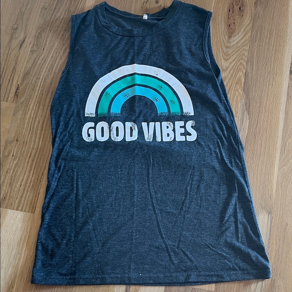 Good Vibes Sleeveless women’s muscle tank size small